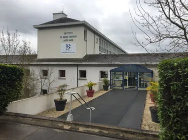 Segré. Le lycée Bourg-Chevreau accueille deux jeunes réfugiés...